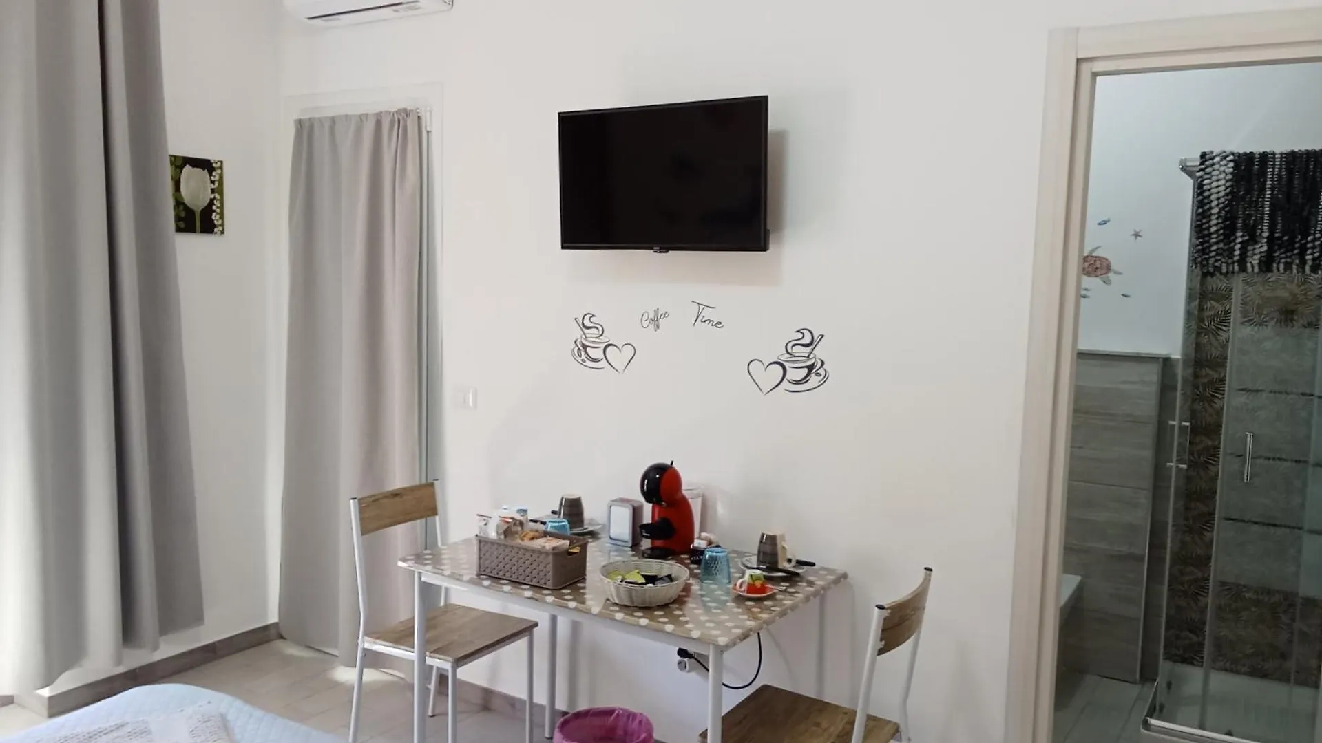 Gigi&Mary Bed and Breakfast Alghero 0*,  Italien